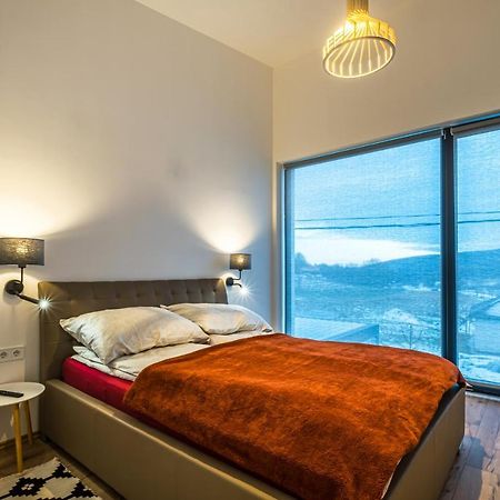 Appartement EPL Luxury à Eplény Extérieur photo