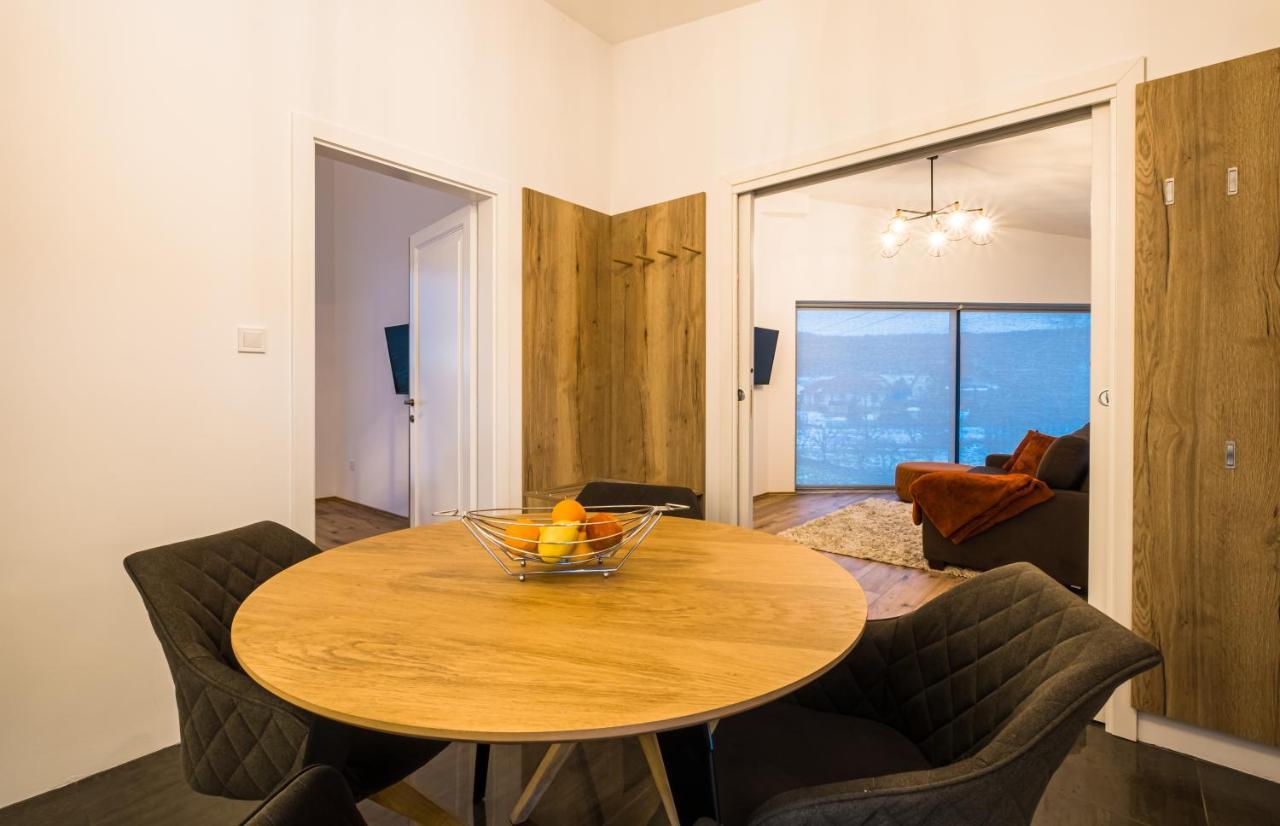 Appartement EPL Luxury à Eplény Extérieur photo